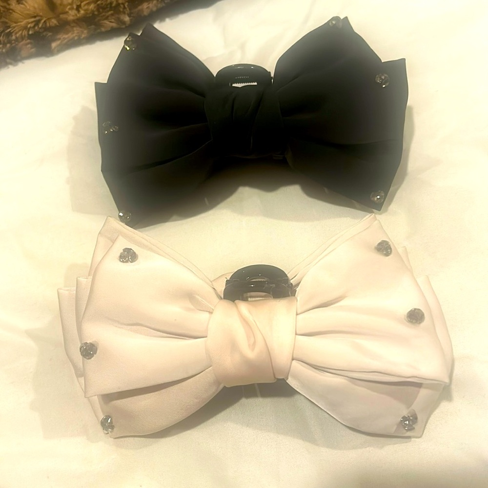2 SILK BOW CLAW CLIPS one Black one Cream